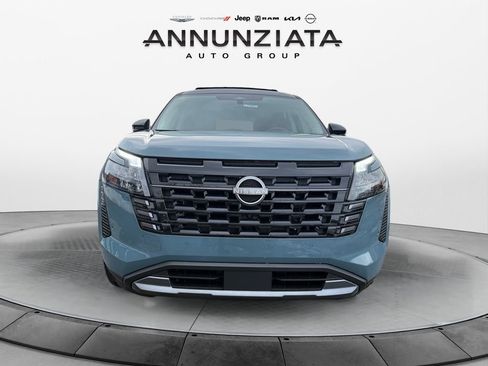 New 2026 Nissan Pathfinder Platinum w/ Cargo Package image 8