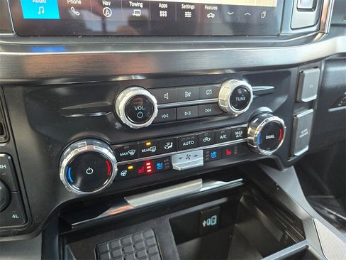 Used 2024 Ford F250 Lariat image 16
