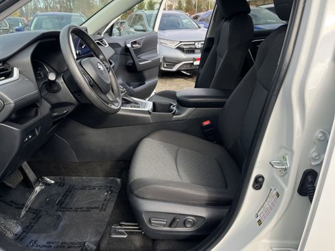 Certified 2024 Toyota RAV4 XLE image 16
