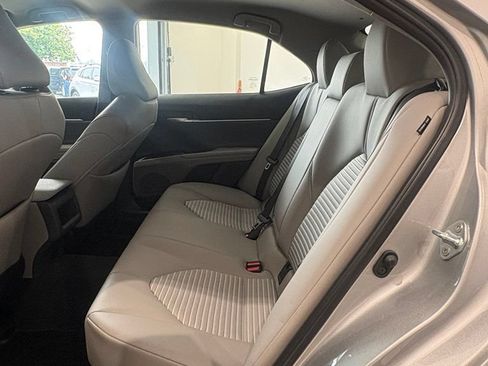 Used 2024 Toyota Camry SE AWD/4WD image 15