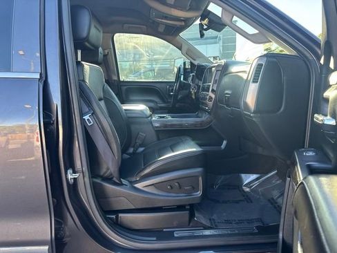 Used 2016 GMC Sierra 2500 Denali w/ Duramax Plus Package AWD/4WD image 39