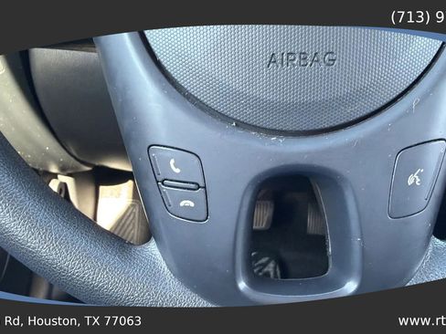 Used 2013 Kia Soul FWD image 45