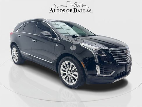 Used 2017 Cadillac XT5 Platinum image 2