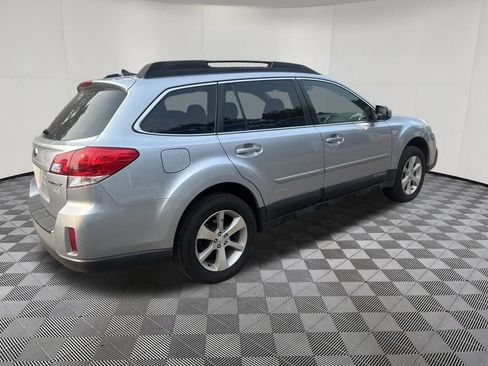 Used 2014 Subaru Outback 2.5i Limited AWD/4WD image 10