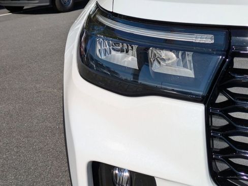 New 2026 Ford Explorer ST-Line w/ ST-Line Street Pack image 10