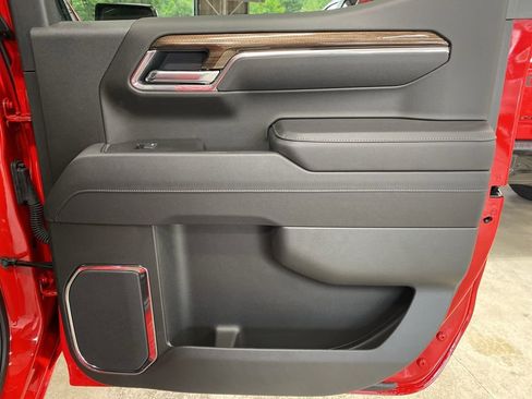 New 2025 Chevrolet Silverado 1500 LT image 23