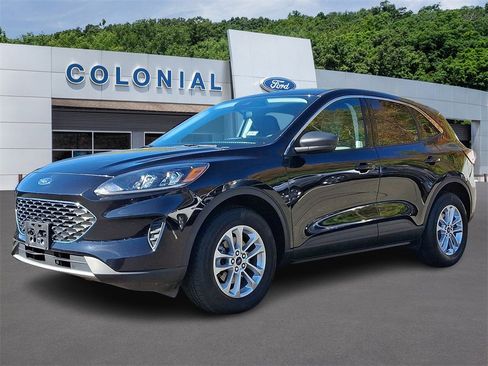 Certified 2022 Ford Escape SE w/ Convenience Package image 3