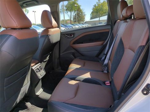 Used 2025 Subaru Forester Touring image 14