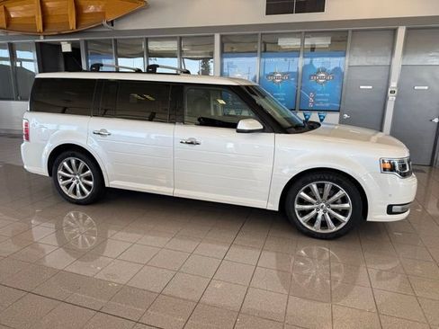 Used 2014 Ford Flex Limited w/ Equipment Group 303A AWD/4WD image 2