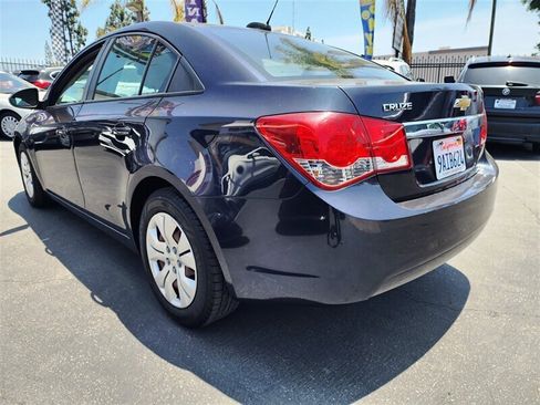 Used 2016 Chevrolet Cruze LS image 8