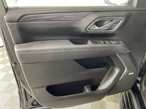 Used 2023 GMC Yukon SLT w/ SLT Luxury Package AWD/4WD image 14