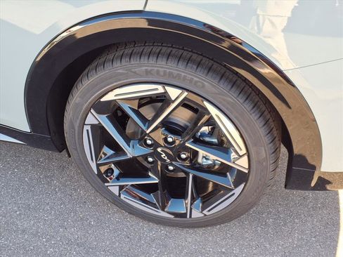 New 2025 Kia K4 GT-Line w/ GT-Line Premium Package image 11