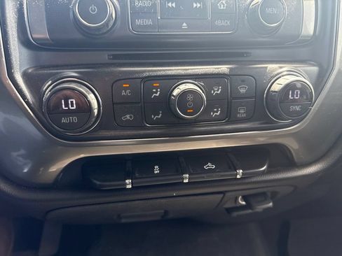 Used 2018 Chevrolet Silverado 1500 LT w/ All Star Edition AWD/4WD image 19
