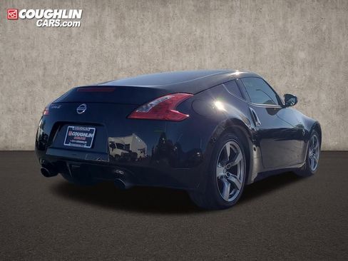 Used 2009 Nissan 370Z Coupe image 7