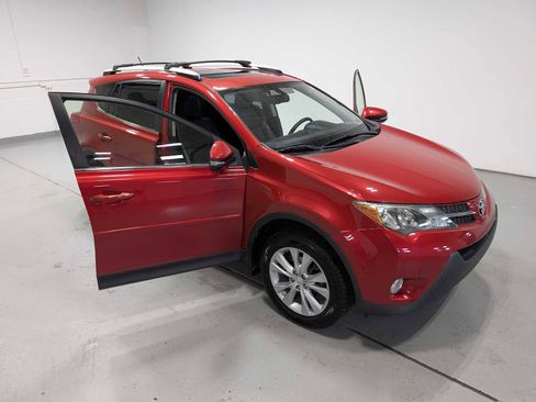 Used 2013 Toyota RAV4 Limited AWD/4WD image 16