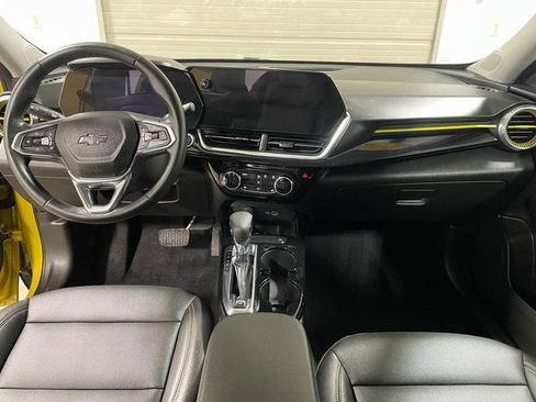 Used 2024 Chevrolet Trax ACTIV w/ Driver Confidence Package FWD image 13