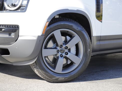 New 2026 Land Rover Defender 110 S image 2