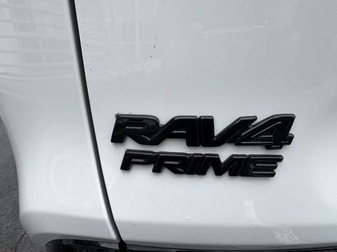 Used 2023 Toyota RAV4 SE w/ Weather & Moonroof Package AWD/4WD image 9
