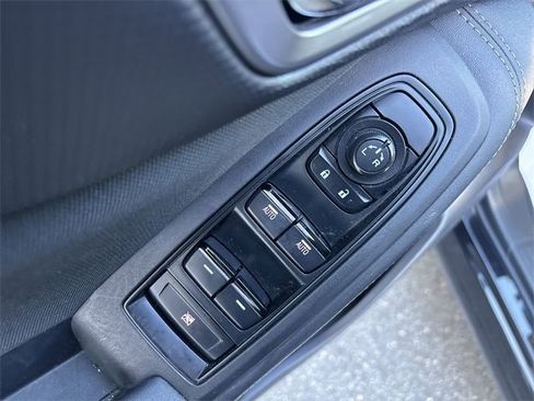 Used 2023 Subaru Forester Premium image 15