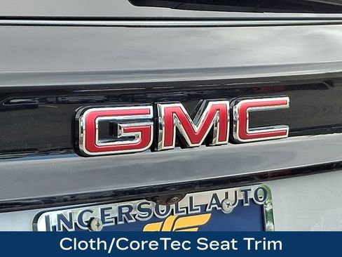 Used 2024 GMC Acadia AT4 AWD/4WD image 32