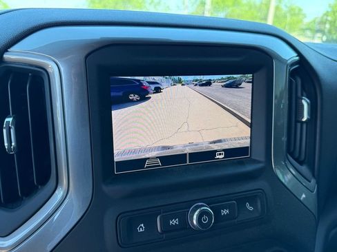 Used 2025 Chevrolet Silverado 2500 Custom w/ Custom Value Package AWD/4WD image 21