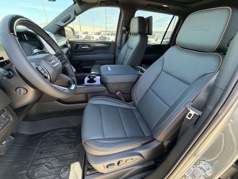 New 2026 GMC Yukon XL AT4 image 14