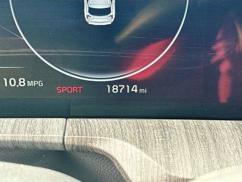 Used 2024 Kia Telluride SX Prestige w/ Towing Package image 34