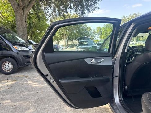 Used 2023 Kia Forte LXS FWD image 17