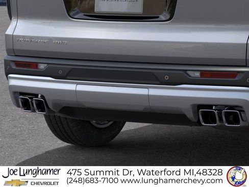 New 2026 Chevrolet Traverse LT w/ Sun and Wheel Package AWD/4WD image 16