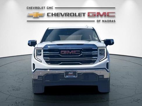 New 2026 GMC Sierra 1500 SLT w/ SLT Premium Plus Package AWD/4WD image 8