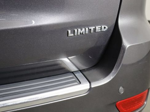 Used 2018 Jeep Grand Cherokee Limited AWD/4WD image 44