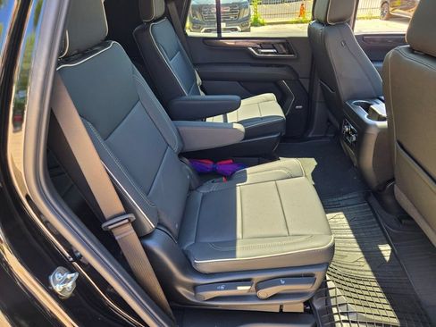 New 2026 GMC Yukon Elevation w/ LPO, Floor Liner Package AWD/4WD image 21