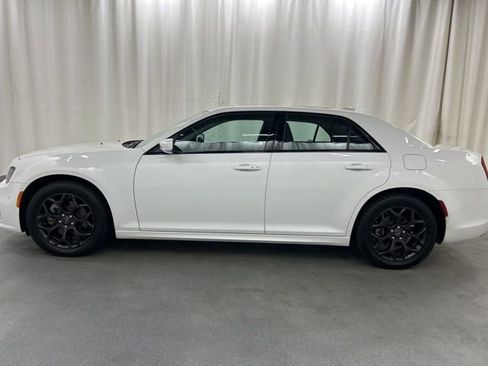 Used 2023 Chrysler 300 Touring L w/ Popular Equipment Group image 3