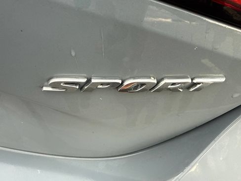 Used 2024 Honda Civic Sport image 5