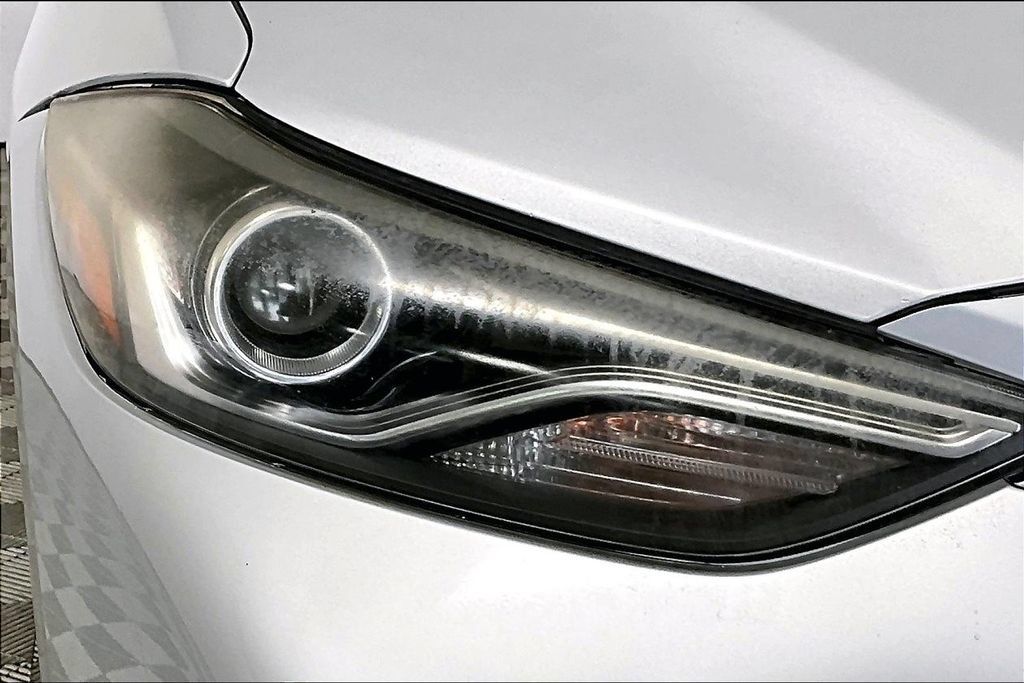 Used 2018 Hyundai Elantra Sport w/ Sport Premium Package 03 FWD image 27