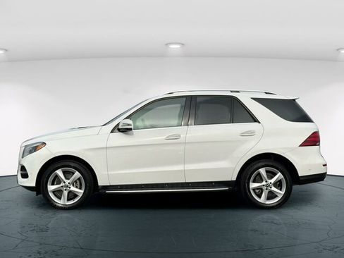 Used 2018 Mercedes-Benz GLE 350 4MATIC image 4