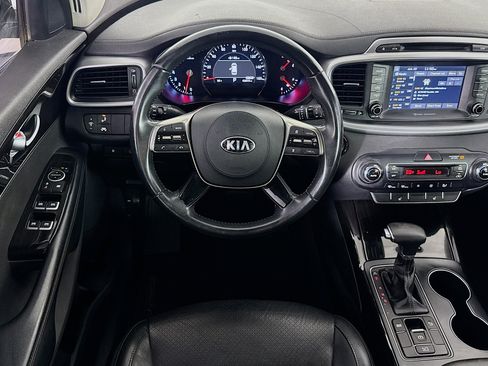 Used 2019 Kia Sorento EX FWD image 15