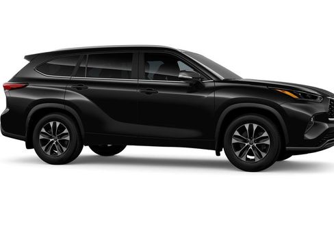 New 2026 Toyota Highlander XLE image 45