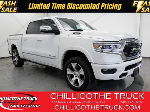 Used 2024 RAM 1500 Limited AWD/4WD image 1