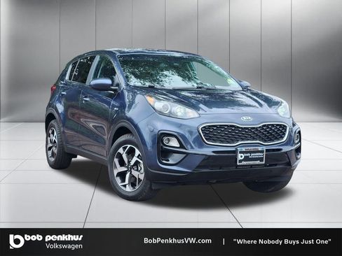Used 2022 Kia Sportage LX AWD/4WD image 1