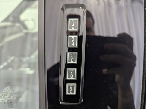 Used 2024 Ford F150 Lariat w/ Equipment Group 502A High image 17