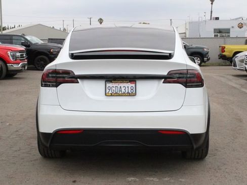 Used 2023 Tesla Model X AWD/4WD image 4