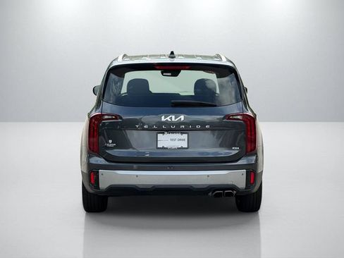 Certified 2024 Kia Telluride S w/ S Sunroof Package AWD/4WD image 6