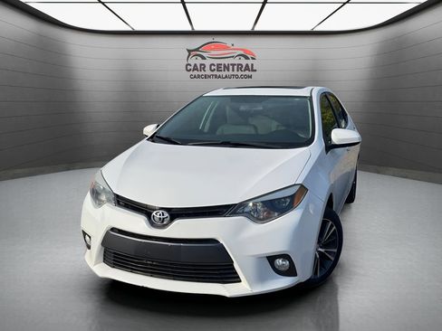 Used 2016 Toyota Corolla LE image 1