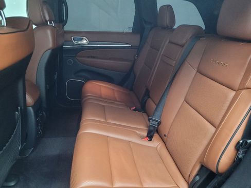 Used 2016 Jeep Grand Cherokee Summit w/ Platinum Series Group image 18