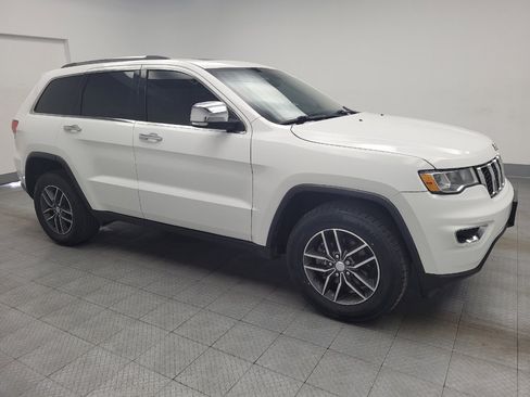 Used 2018 Jeep Grand Cherokee Limited image 11