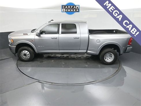 Used 2023 RAM 3500 Limited image 32