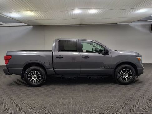 Used 2023 Nissan Titan SV w/ SV Convenience Package AWD/4WD image 8