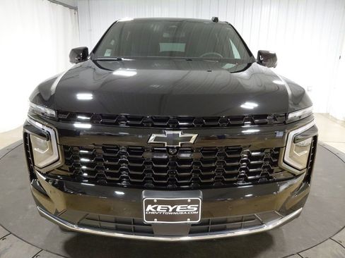 New 2026 Chevrolet Suburban LS w/ LS Custom Edition AWD/4WD image 12