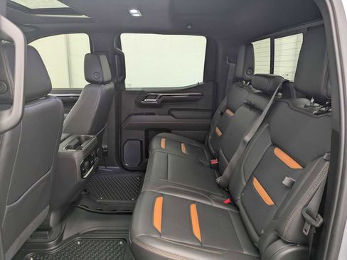 Used 2023 GMC Sierra 1500 AT4 w/ Technology Package image 20